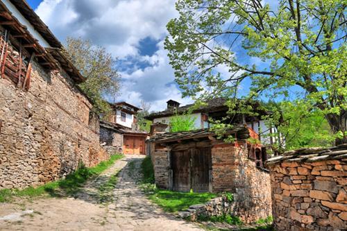 House in Leshten village