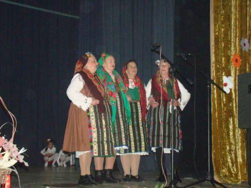 Folklore groups