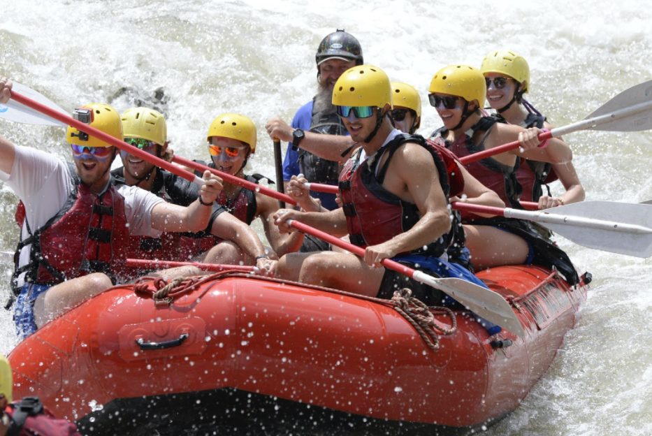 Rafting in Momina Klisura