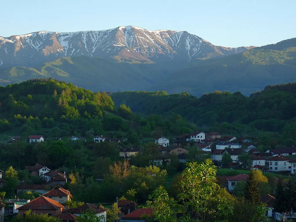 Топ 20 на най-красивите планински градове в България